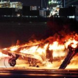 Avionska nesreća u Japanu: Kako je uspeo beg putnika iz pakla zapaljenog aviona 8