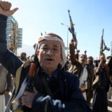 Bliski istok i sukobi: Amerika i Britanija napali jemenske pobunjenike Hute i kažu da je to „akt samoodbrane" 8