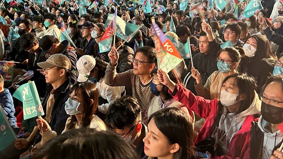 Izbori u Tajvanu: Za novog predsednika izabran Vilijam Laj, koga Kina naziva „problematičnim" 3 Pristalice Demokratske progresivne partij