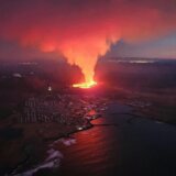 Island: Nova erupcija vulkana na Islandu, lava ulazi u ribarski grad Grindavik 4