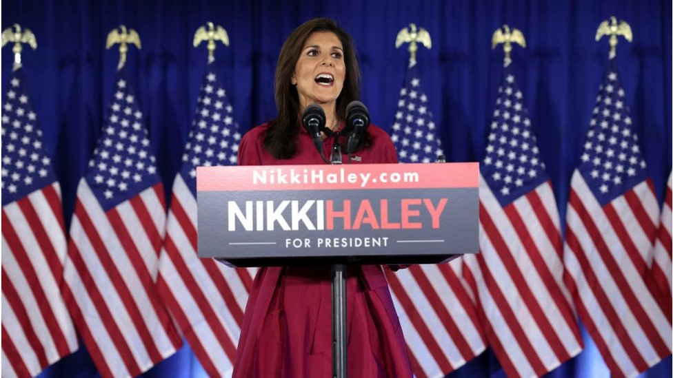 Izbori u Americi: Zašto je Tramp toliko popularan među republikancima 8 Republican presidential candidate former UN Ambassador Nikki Haley speaks at her caucus night event on January 15, 2024 in West Des Moines, Iowa