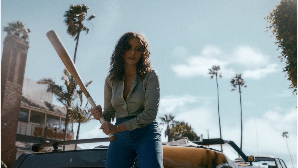 Sofía Vergara as Griselda Blanco wielding a baseball bat