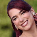 Pevačica Dua Lipa: „Saosećam sa Palestincima, moji roditelji su izbegli sa Kosova" 14