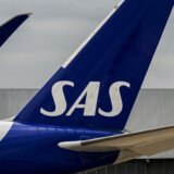 Rus se ukrcao na let ka Americi bez karte i vize, preti mu zatvor 7