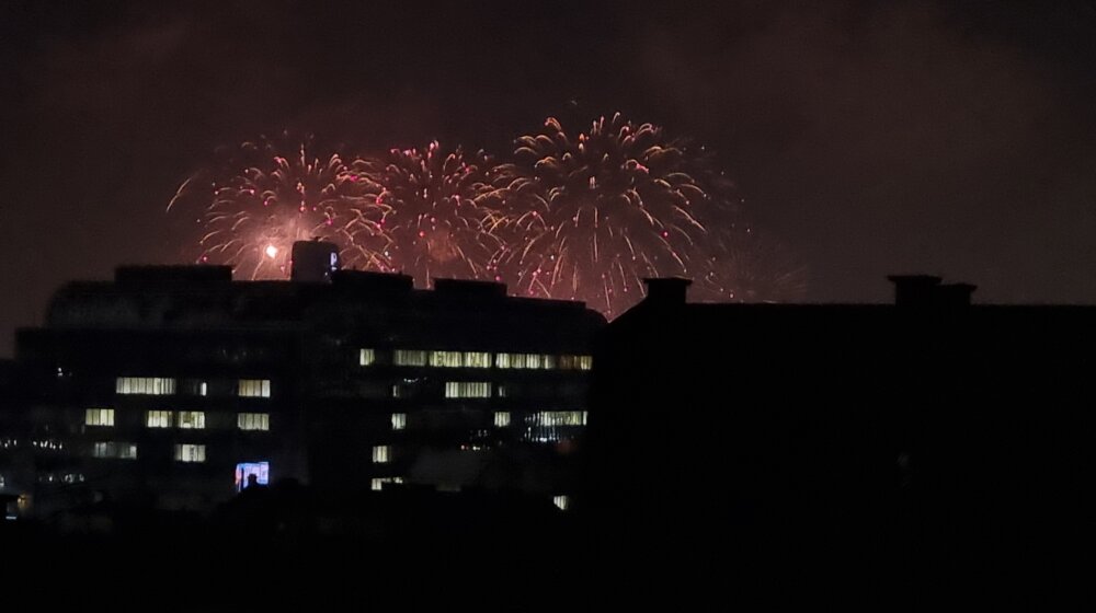 (VIDEO) Vatromet u Beogradu u znak obeležavanja Dana Republike Srpske 1