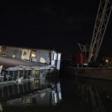Splav na 25. maju potonuo pre nekoliko dana, ipak (FOTO, VIDEO) 6