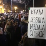 AFP o protestima koalicije Srbija protiv nasilja: Sporni izbori u Srbiji - nekoliko hiljada demonstranata u Beogradu 4