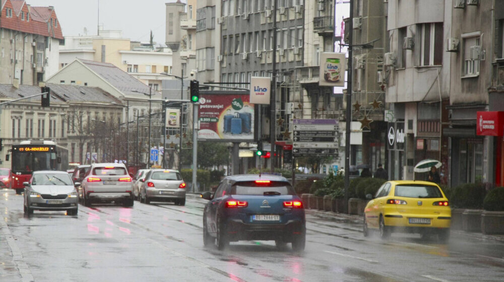 Gužve u saobraćaju zbog završetka praznika: AMSS apeluje na vozače da voze pažljivo pored škola 1