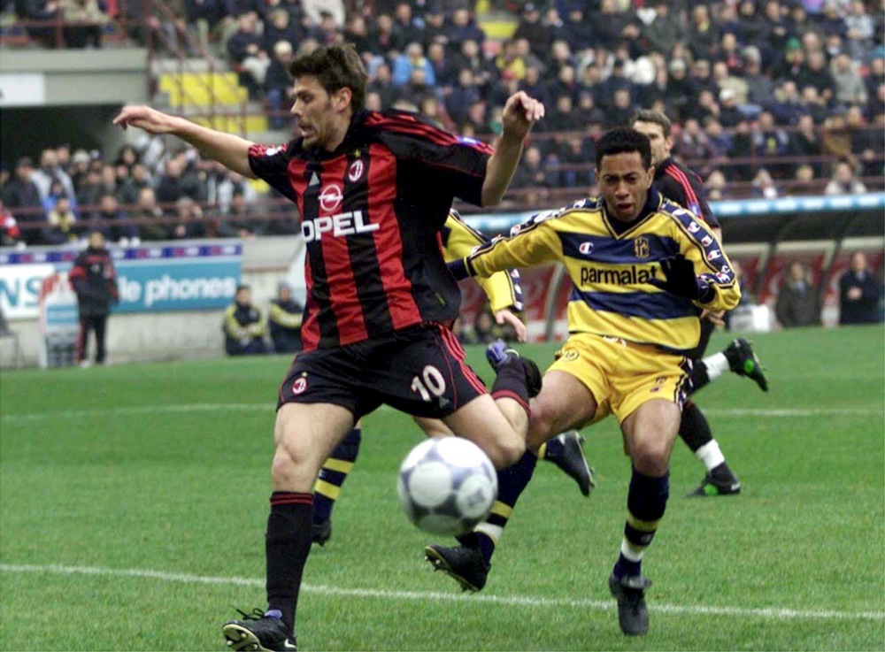 Zvonimir Boban "Čileanac" sa filozofskim radom "Hrišćani u Rimskom carstvu": Ko je Zvonimir Boban, bivši fudbalski as, "ustavobranitelj" u UEFA? 2