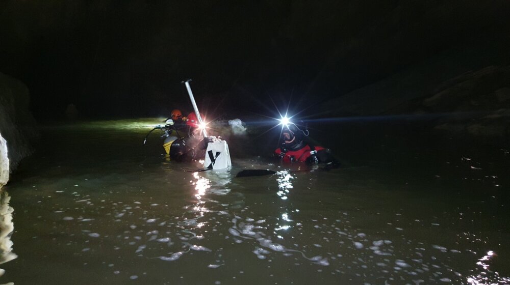 Opao vodostaj u slovenačkoj Križnoj jami, očekuje se izvlačenje zarobljenih 1