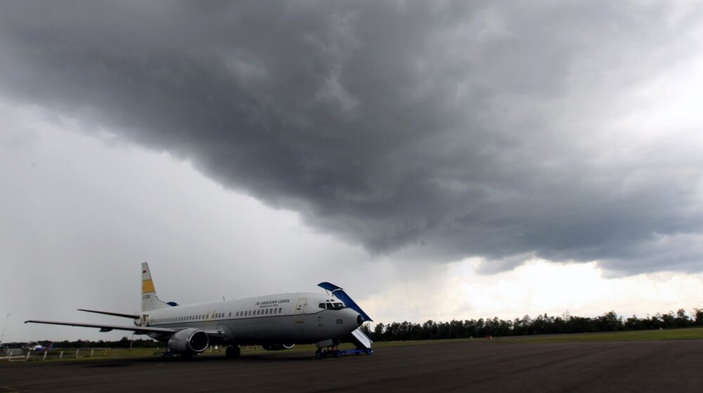 Avionu otpao deo trupa i prozor tokom leta: Prizemljeni svi Boing avioni 737-9 Aljaska erlajns 1