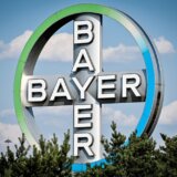 Sud naredio Bajeru isplatu odštete od 2,2 milijarde dolara obolelom od raka zbog herbicida 1