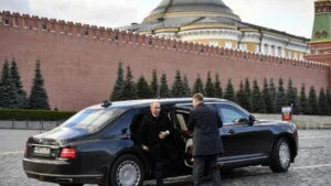 Kremlj otkriva da li Putin sam vozi kroz Moskvu 4