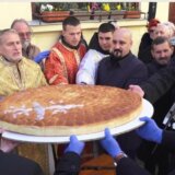 Tradicionalno lomljenje česnice u kragujevačkoj Staroj crkvi 3