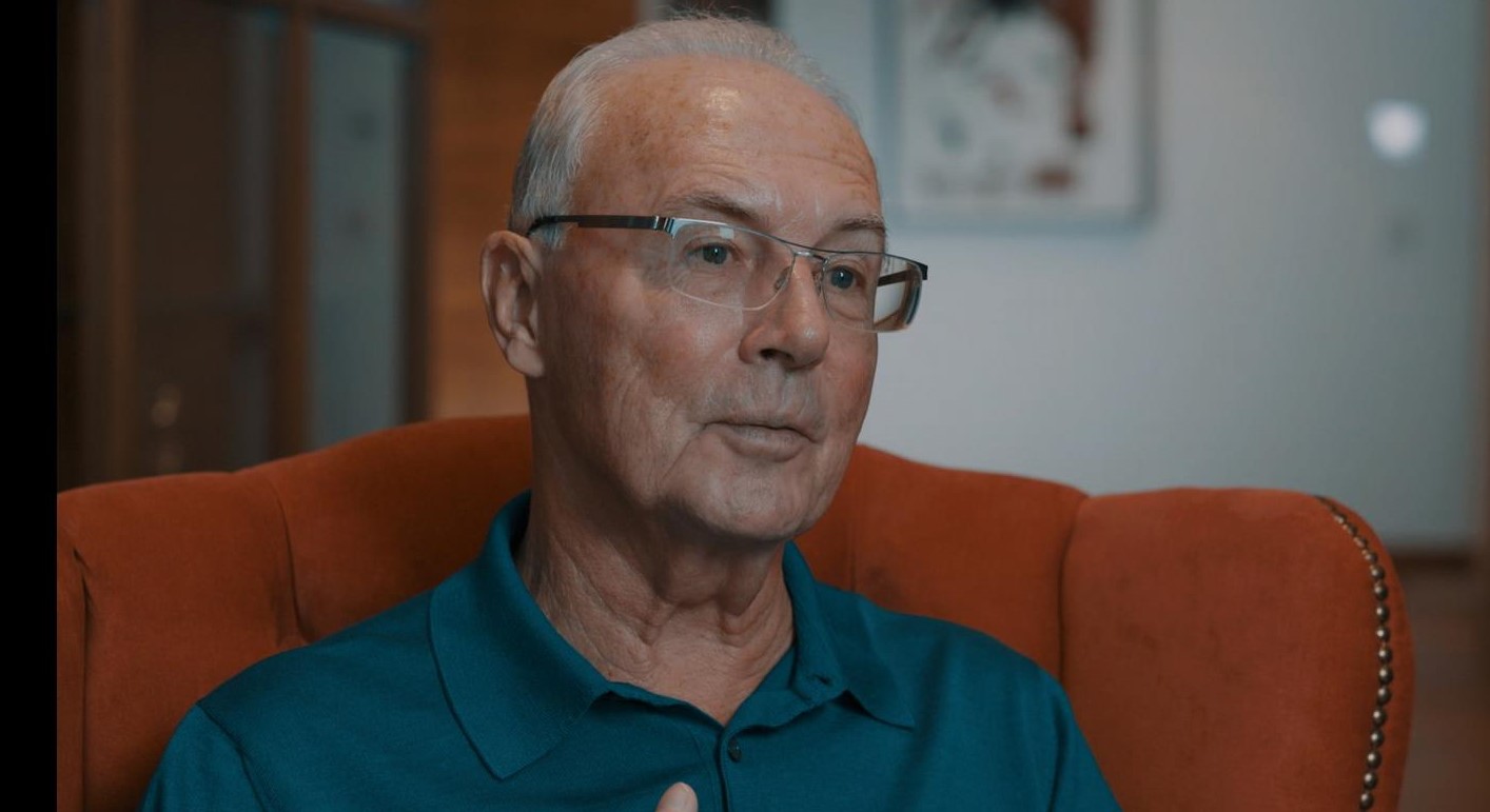 Franc Bekenbauer Katarina Sinđelić za Danas o 45 minuta u domu slavnog Kajzera: "Bekenbauer mogao da priča satima o Radiju i jugofudbalu, ali je merodavna bila njegova žena Hajdi" 2