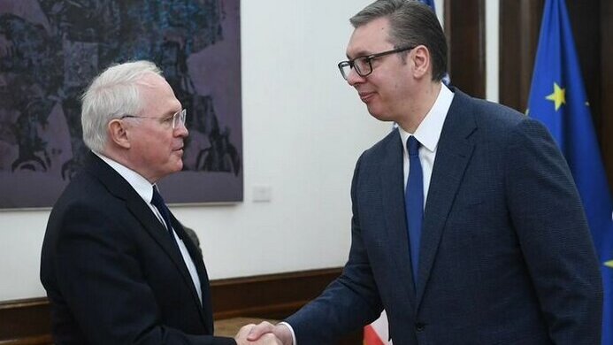 Hil obavestio Vučića da će Prištini biti odobrena kupovina raketa "džavelin": Posle ruskog, predsednik Srbije na sastanku sa američkim ambasadorom 1