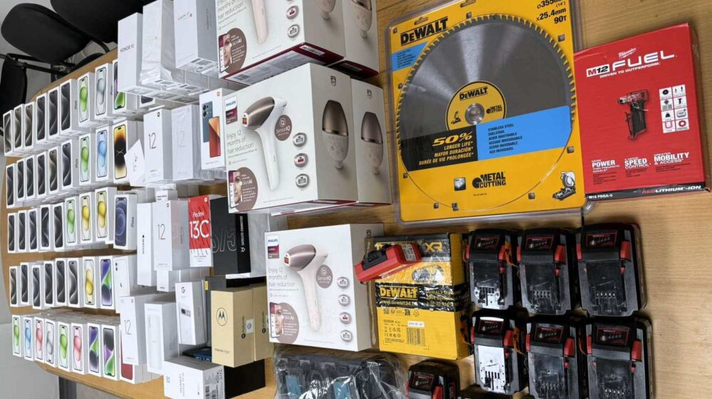 Carina u saradnji sa policijom sprečila šverc tehnike vredne 340.000 evra 1