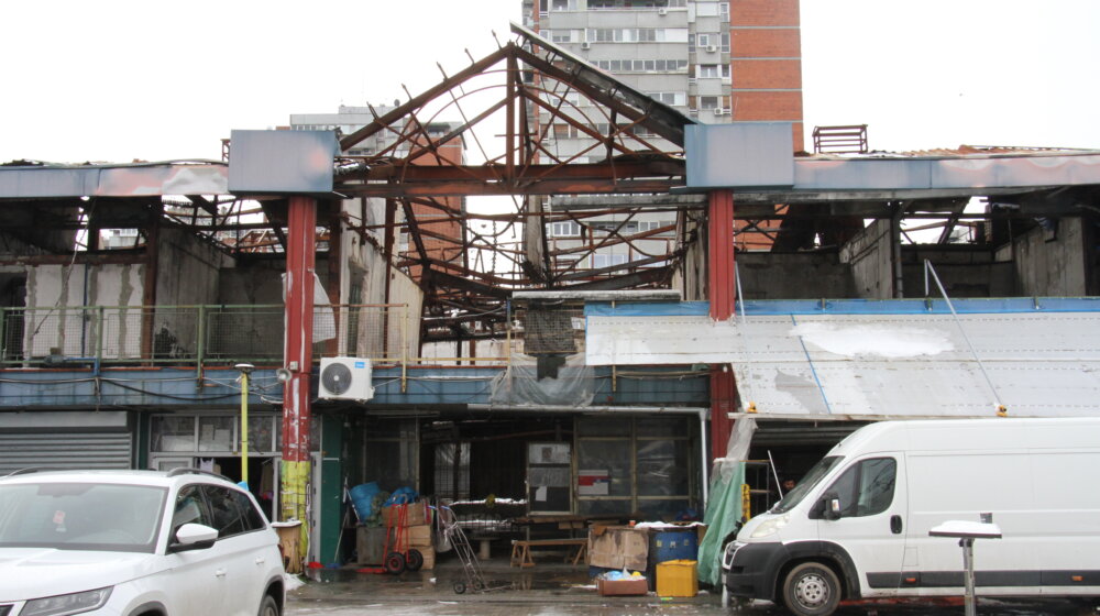 Komandant helikopterske jedinice MUP-a o akciji gašenja požara u Kineskom tržnom centru: Prvi put korišćeni helikopteri u gradskim uslovima 1