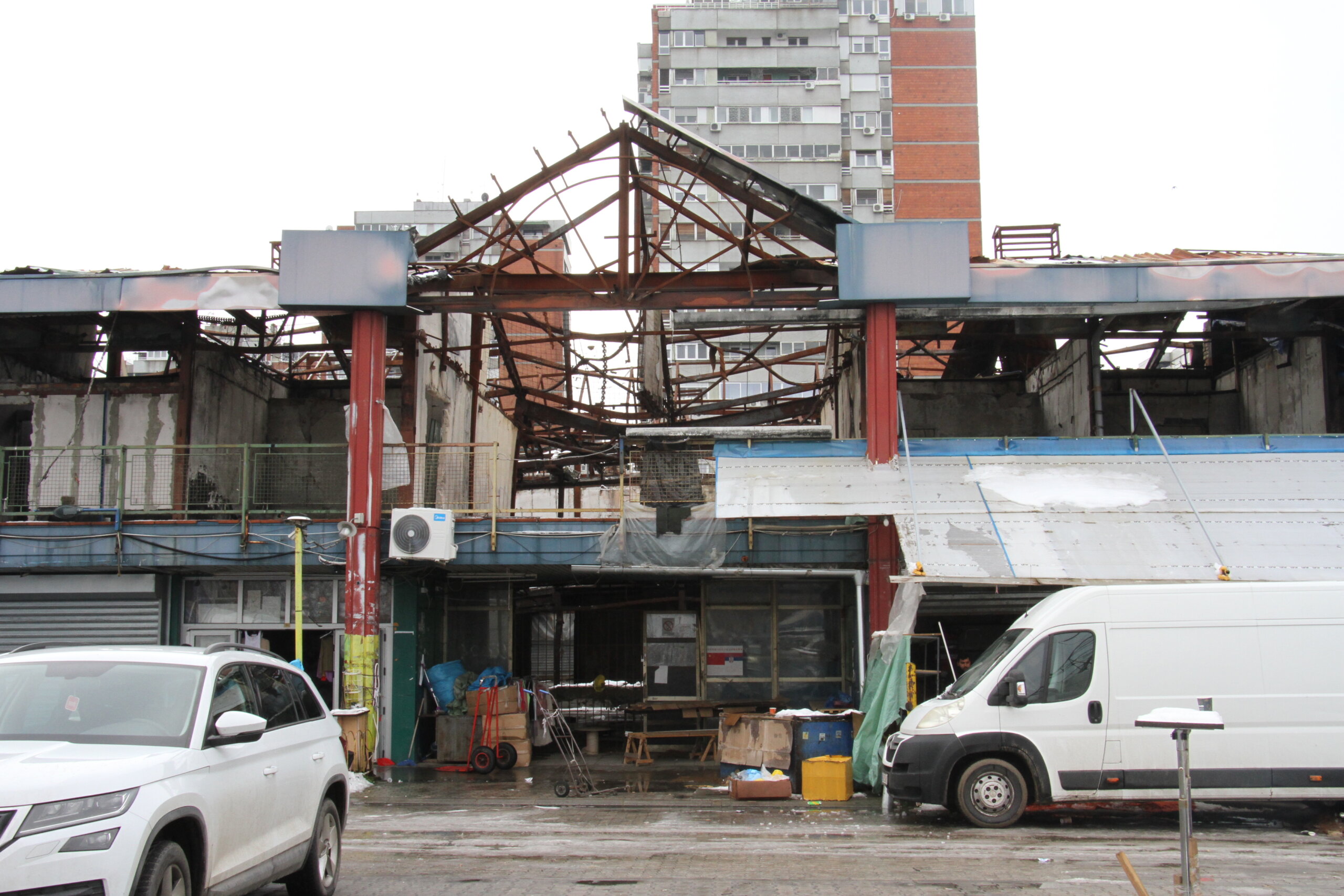 Reporter Danasa u Bloku 70: Da li drugi požar u Tržnom centru na Novom Beogradu znači da više nećemo ići "kod Kineza"? (FOTO) 4