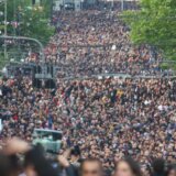 Katatonija srpskog društva - buđenje iz dubokog sna je teže, ali agresivnije: Zašto bi vlast o tome trebalo da brine više nego opozicija? 7