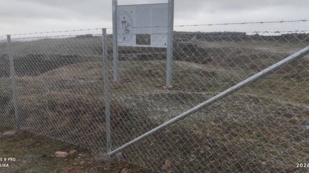 Put u brisanje identiteta Srba: Raško-prizrenska eparhija traži zaustavljanje represije povodom slučaja manastira Bogorodice Hvostanske 1