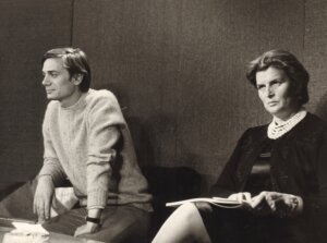 Večeras "Faust" u Ateljeu 212: Rekonstrukcija predstave Mire Trailović, koja je donela avangardu i uticala na istoriju jugoslovenskog pozorišta 3 Večeras "Faust" u Ateljeu 212: Rekonstrukcija predstave Mire Trailović, koja je donela avangardu i uticala na istoriju jugoslovenskog pozorišta 3