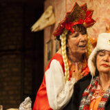 Kafa i cigarete i Lažljivica: Atelje 212 slavi dva jubileja predstava 5