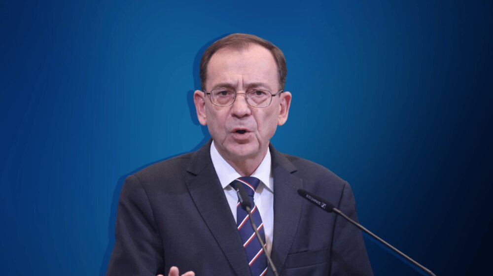 Ateista koji skrnavi komunističke spomenike: Ko je bivši ministar unutrašnjih poslova Poljske Marijuš Kaminjski i zašto štrajkuje glađu? 1