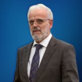 "Ne deli ljude po nacionalnosti": Ko je Talat Džaferi, prvi Albanac na čelu Vlade Severne Makedonije 5