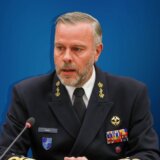 Ko je Rob Bauer, admiral i čelnik NATO-a, koji upozorava da rat može da izbije svakog trenutka? 1