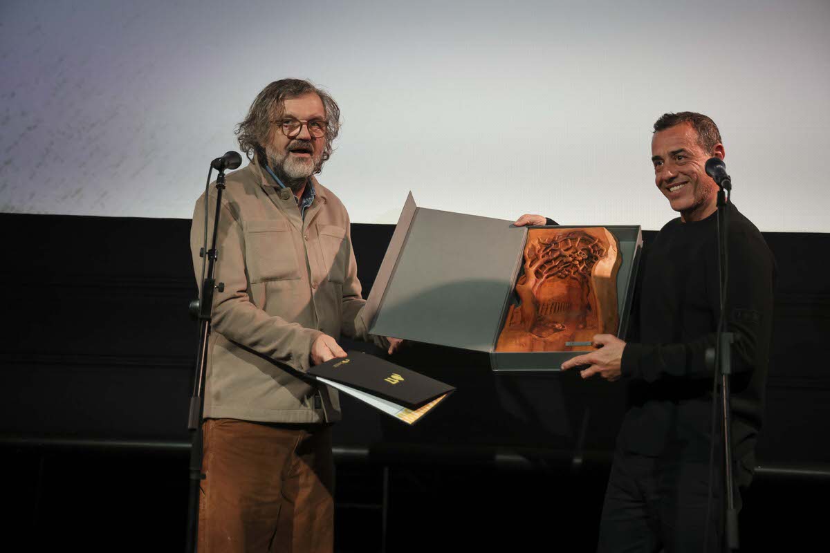 Svečano zatvaranje 17. Kustendorfa: Najveća zvezda Mateo Garone kandidovan je za Oskara, ako ga osvoji - dolazi na Mećavnik da proslavi 2 Svečano zatvaranje 17. Kustendorfa: Najveća zvezda Mateo Garone kandidovan je za Oskara, ako ga osvoji - dolazi na Mećavnik da proslavi 2