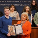 U Vladi Srbije dodeljene Svetosavske nagrade pojedincima i predstavnicima institucija 4