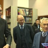 Predsednik Srbije i ruski ambasador obilaze Ruski dom: Vučić razočaran izjavom Kamerona da je "proksi Rusije" 4