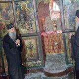 Patrijarh Porfirije posetio srpski narod u Orahovcu 8