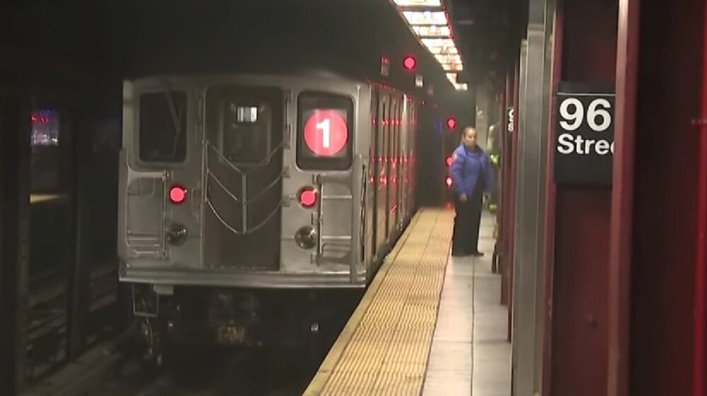 Sudar vozova u njujorškom metrou, 24 osobe povređene 1