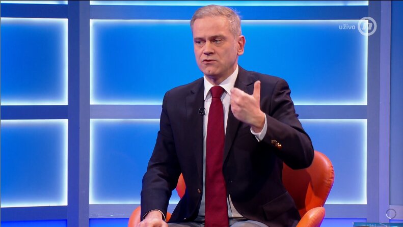 Stefanović: Vučić javno iznosi tajne podatke koji su osetljivi za bezbednost države 1