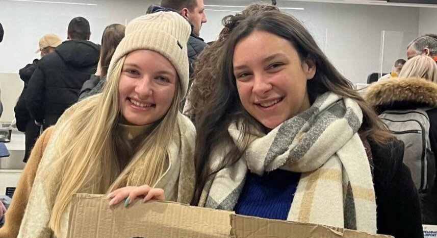 Studentkinje iz "Borbe" otputovale u Brisel, očekuju ih sastanci sa Bilčikom i fon Kramon 1