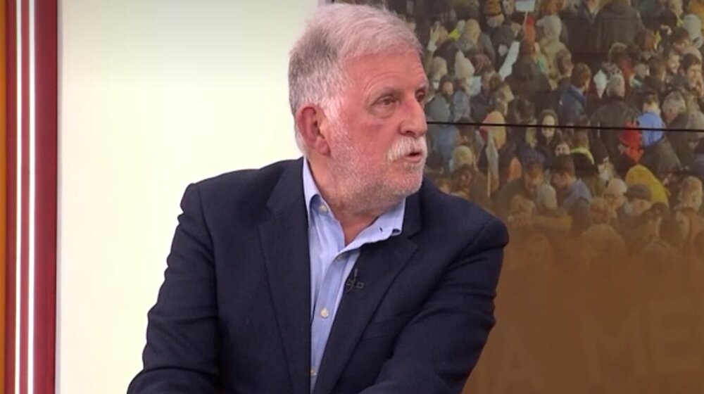 Popović: Obaveza je da se dobije peta frekvencija, ako ne može predlažem da to bude frekvencija AV, da predsednik ima 24 sata svoj kanal 1