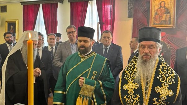 Vučić i Dodik na slavi kod patrijarha Porfirija 1