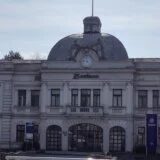 Sindikat: Radnicima fabrike Zastava oružje hitno omogućiti zdravstvene usluge 11