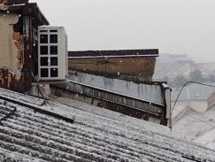 "Stanje je takvo da su i pacovi pocrkali": Pionir, jedna od najpoznatijih zgrada u Kragujevcu, propada od temelja do krova (FOTO) 14