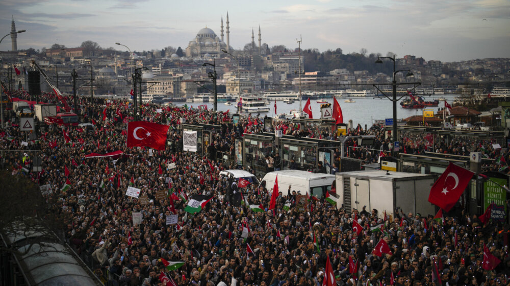 Demonstracije u Istanbulu protiv "terorizma Radničke partije Kurdistana i Izraela" 1