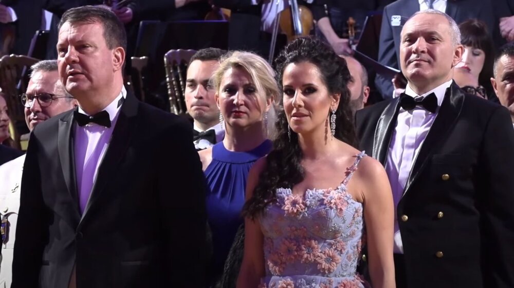 Na Svetosavskom balu u Beču kancelar Nehamer, Tamara Vučić, Igor Mirović...(VIDEO) 1