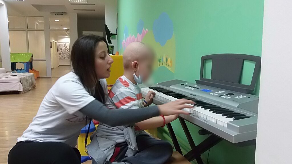 "Za razliku od odraslih, deca jednostavnije prihvataju bolest, život, ali i smrt" 3