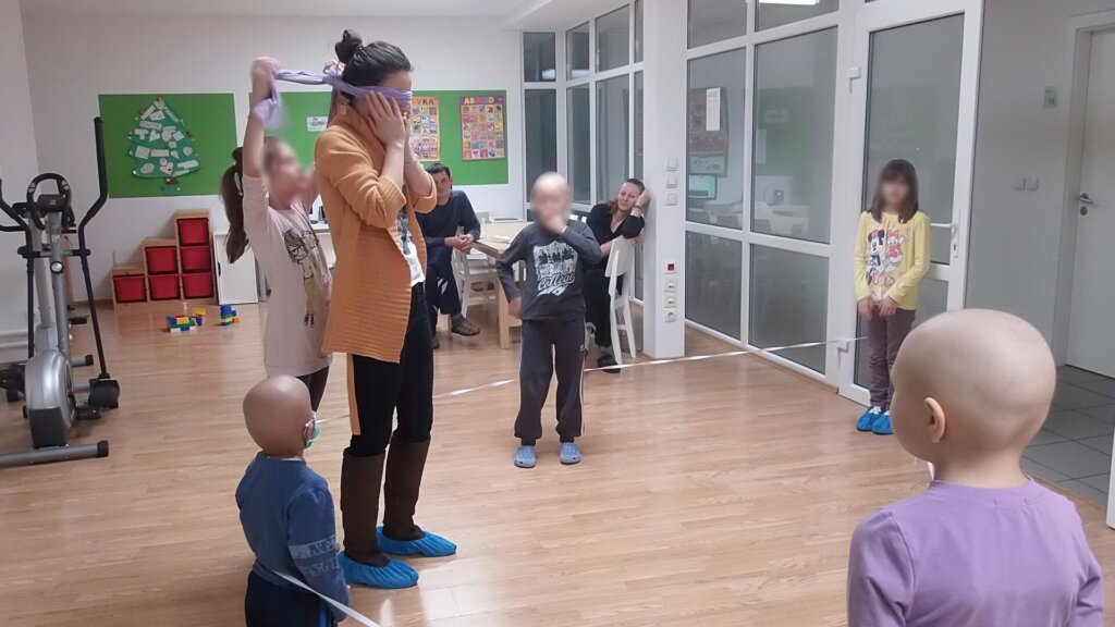 "Za razliku od odraslih, deca jednostavnije prihvataju bolest, život, ali i smrt" 4