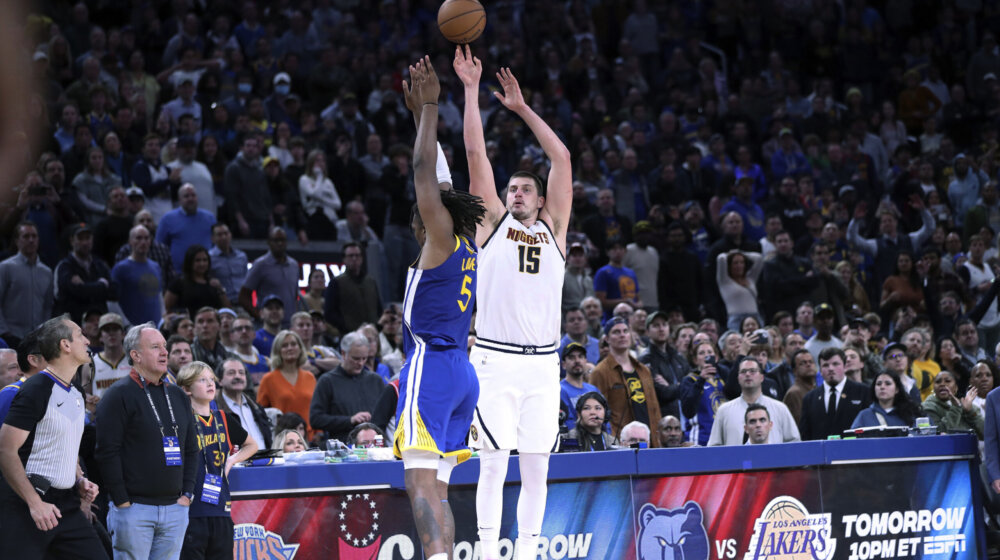 Centar koji daje trojke je suvo blago: Jokić se osamio na četvrtom mestu večne liste Denvera 1