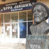 "Trenutna temperatura u učionicama je od 15 do 20 stepeni, dok je u hodnicima hladnije": Opet problem sa grejanjem u školi u Zaječaru 7