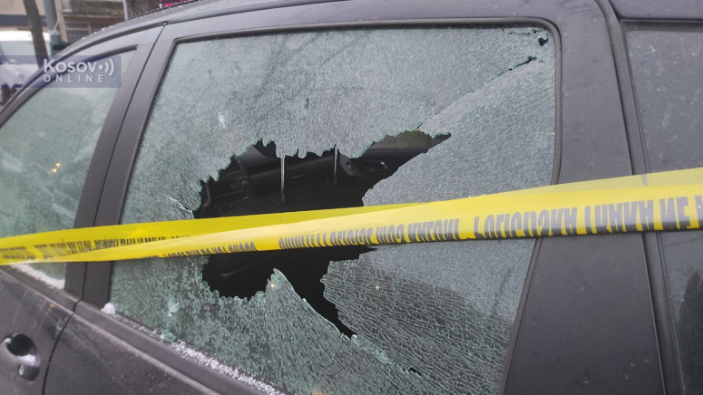 U Severnoj Mitrovici eksplodirala ručna bomba, povređene dve osobe 1