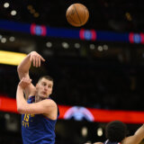 Sitno kolo do kola ponovo se čulo iz Vašingtona: Jokić opet dočekan spletom srpskih igara na terenu (VIDEO) 2