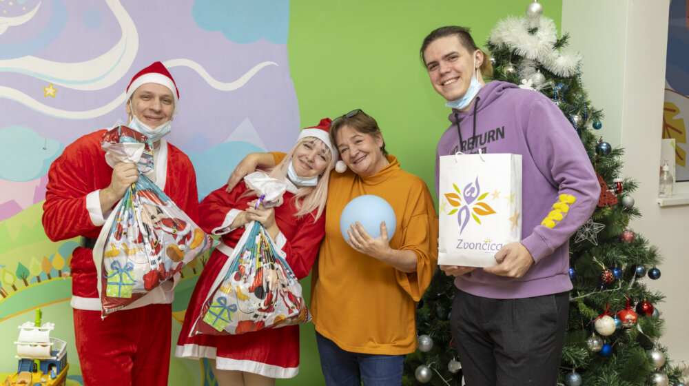 Za naše svetski poznate gejmere čista desetka za humanost: Ulepšali bolesnoj deci praznike i boravak u bolnici 1